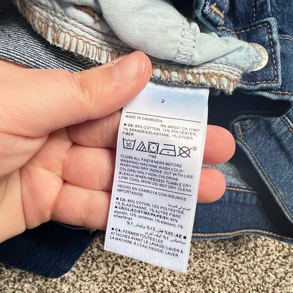 Old Navy Women's Dark Blue Boyfriend Jeans - Picture 5 of 5